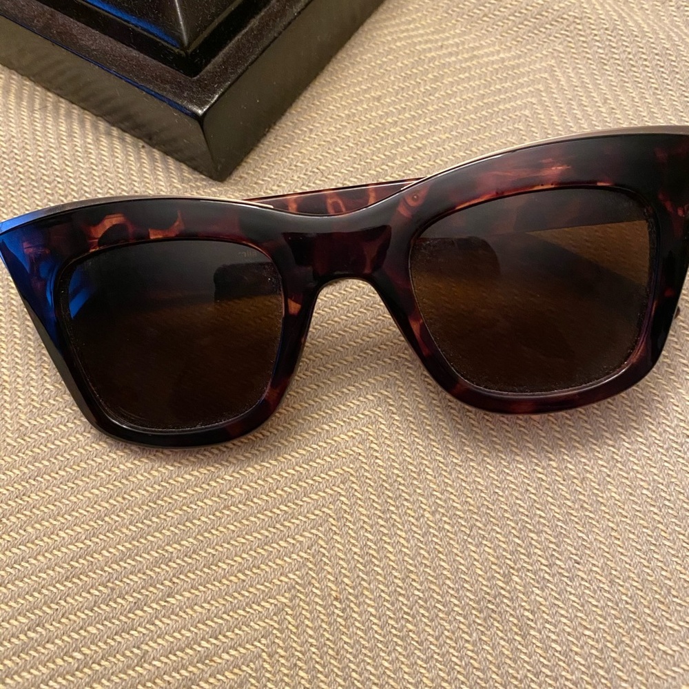 Quay Sunglasses